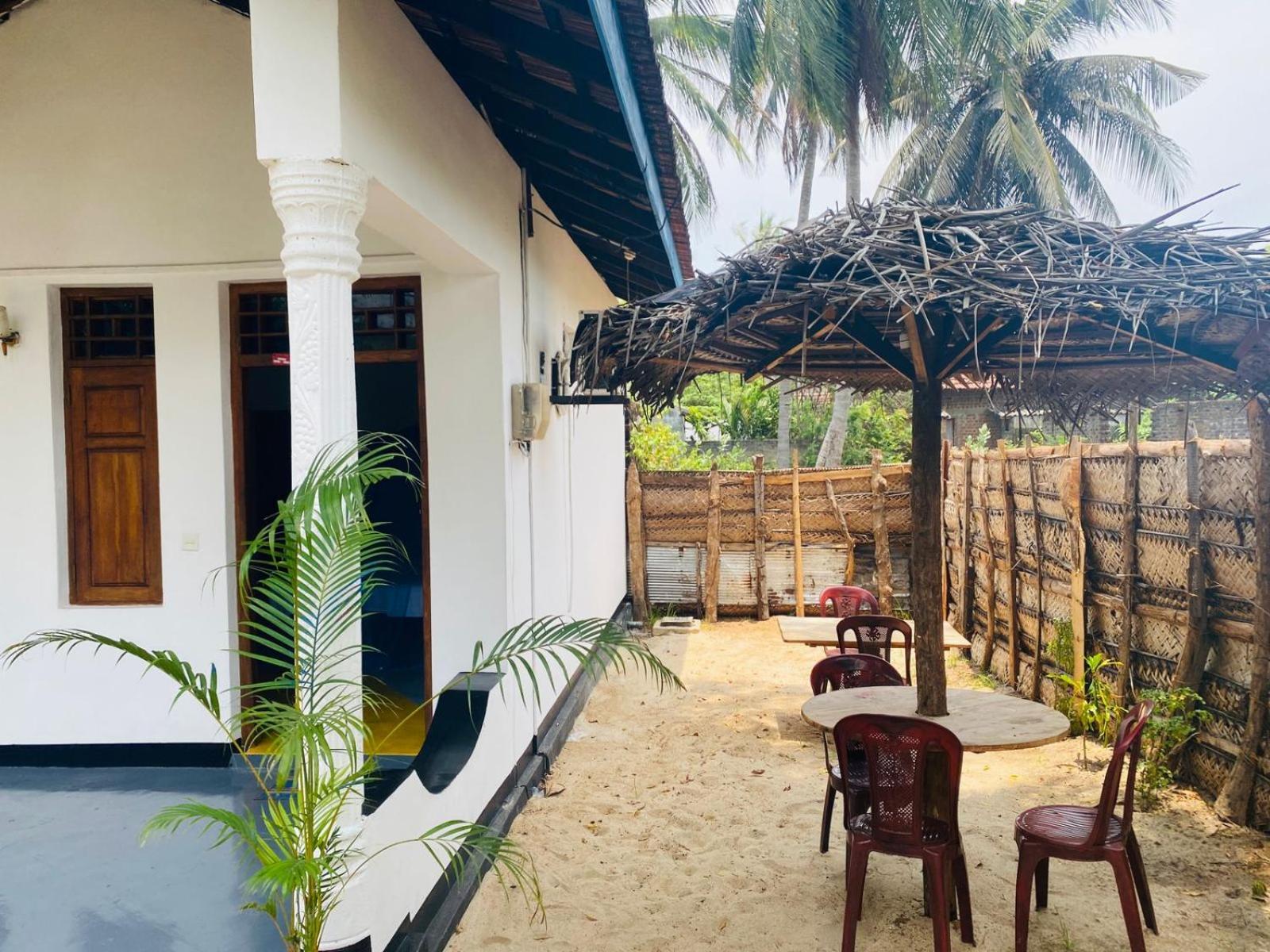 Aaliya Bay Hotel Arugam Bay Exterior foto