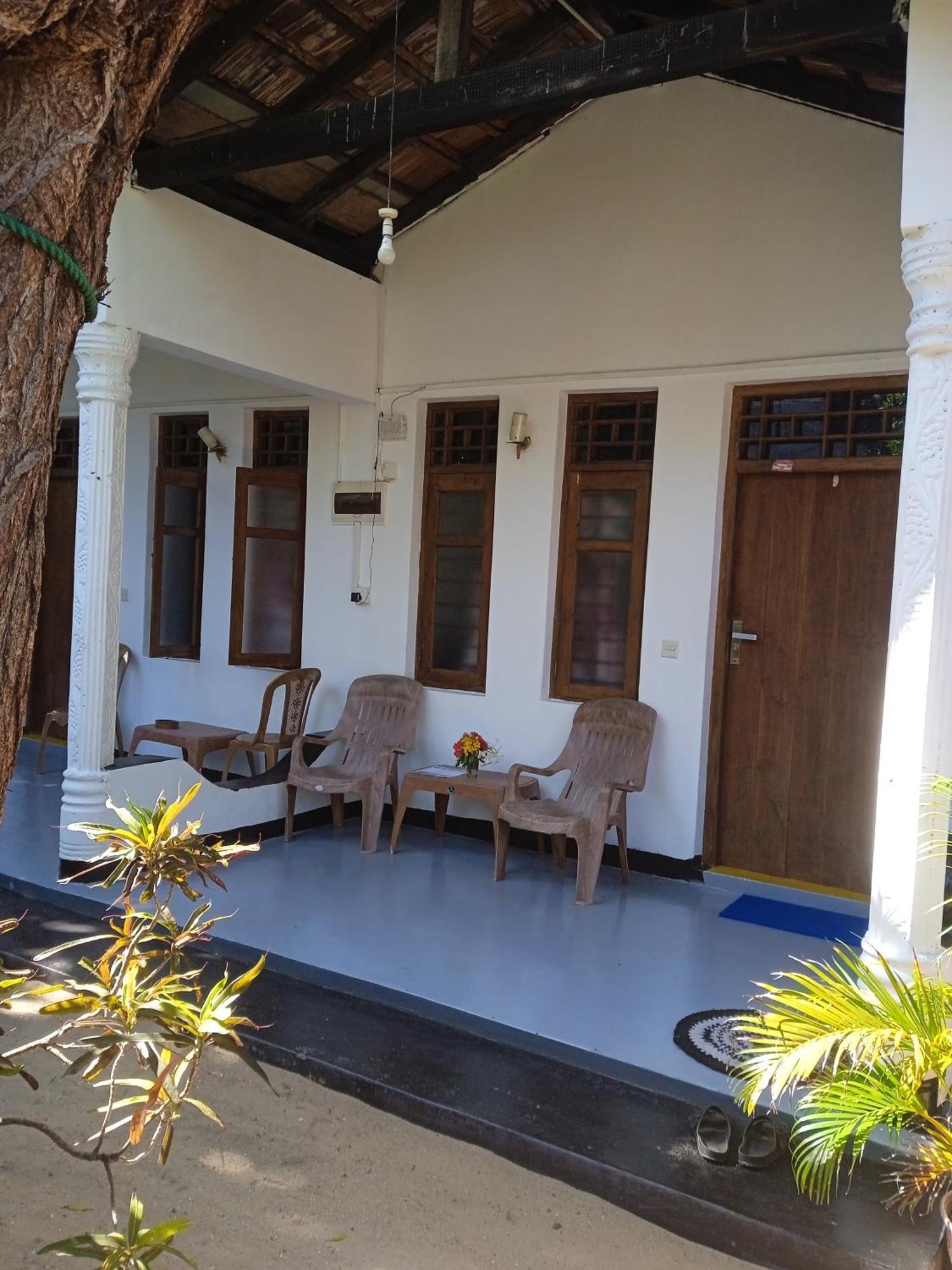 Aaliya Bay Hotel Arugam Bay Exterior foto